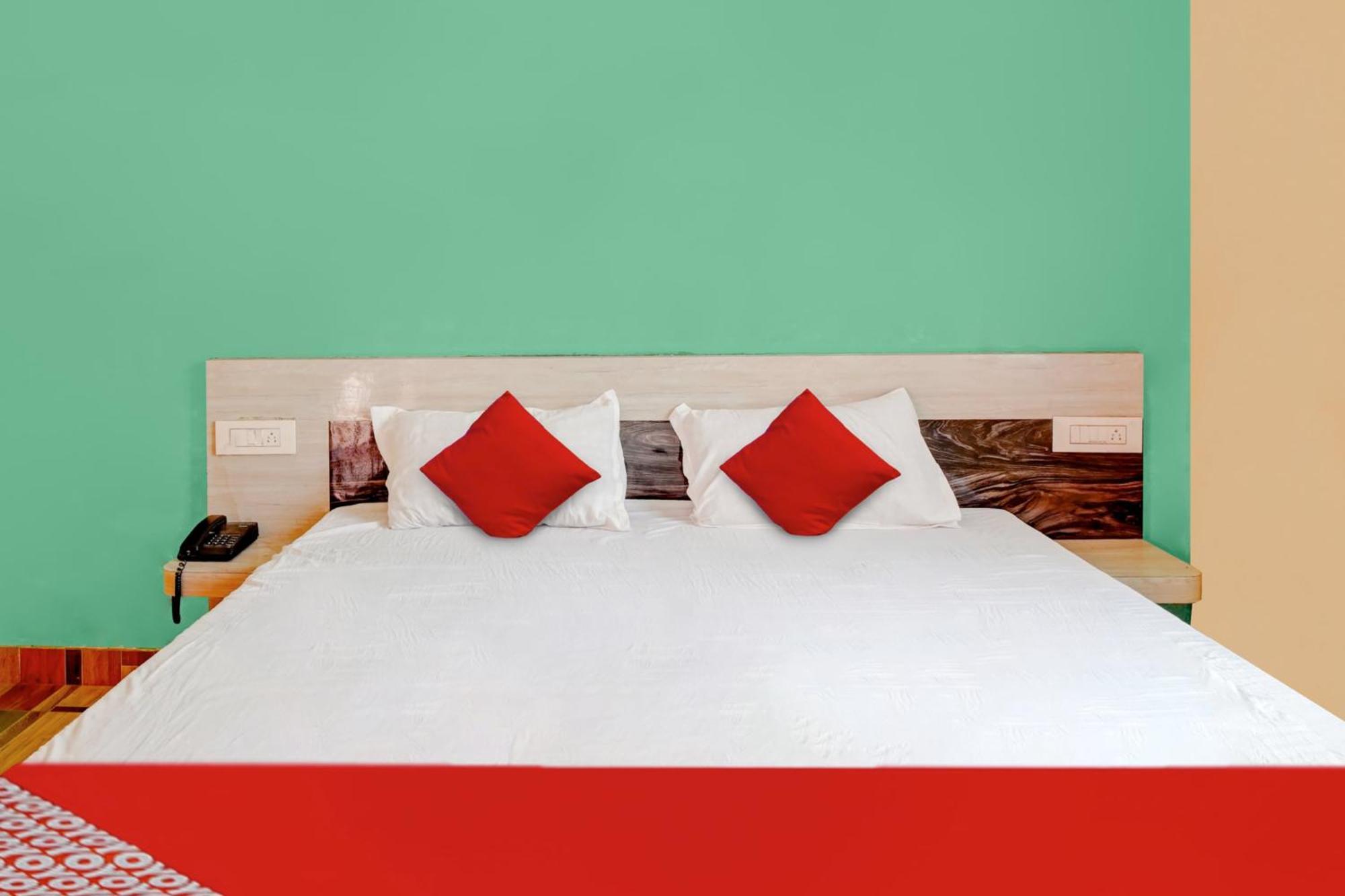 Oyo Flagship 81389 Hotel Siddhi Vinayak Motihari Buitenkant foto